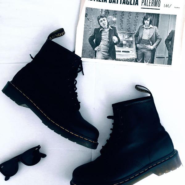 coturno dr martens 1460 - black nappa