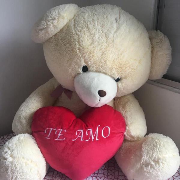 urso gigante 90 cm (sentado)