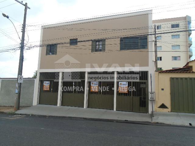 Apartamento para alugar com 3 dormitórios em Presidente