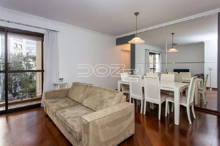 Apartamento à venda em Moema