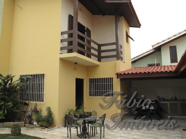 Bela casa em Peruíbe bairro nobre