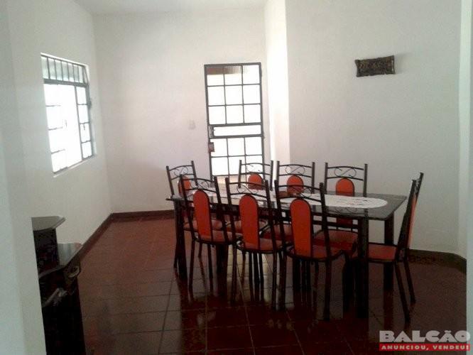 Casa 4 Quartos no Jardim Petrópolis vendo ou troco por