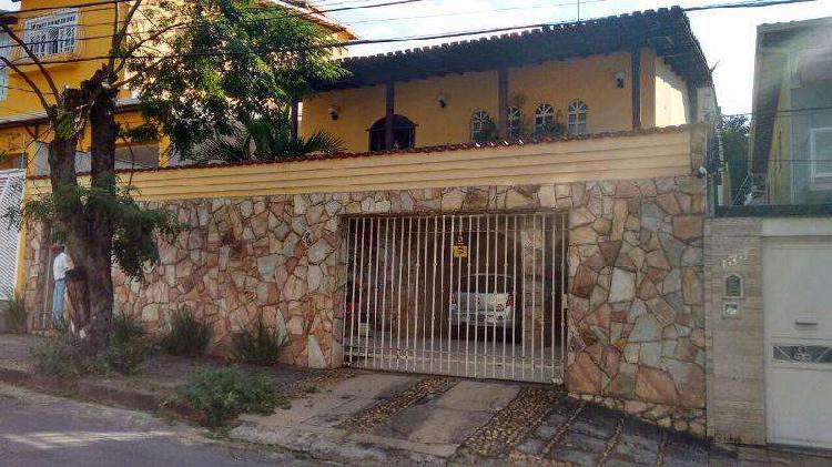 Casa, Santa Rosa, 4 Quartos, 4 Vagas, 1 Suíte