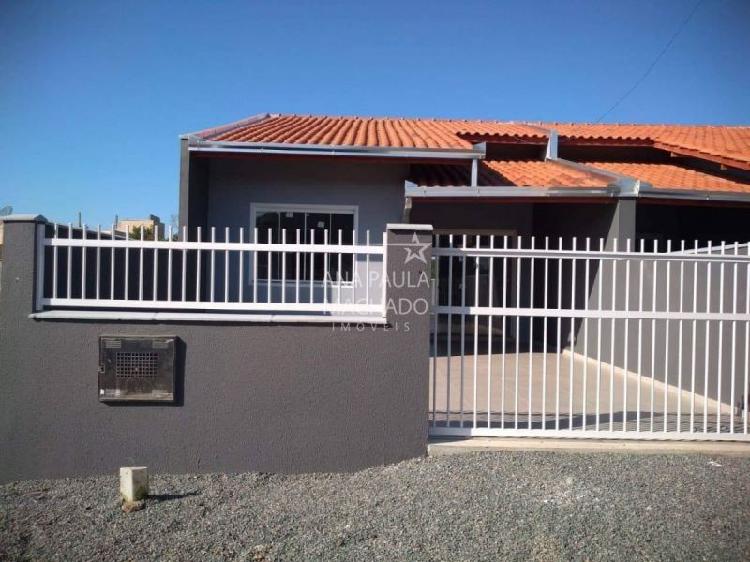 Casa geminada no bairro Itajuba