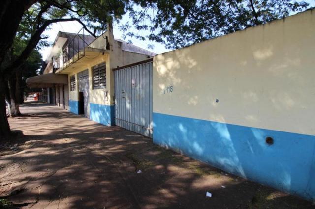 Casa para alugar com 1 dormitórios em Parque palmeiras,