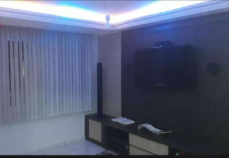 Vendo ou troco por imóvel menor valor, Triplex com 144 mts,