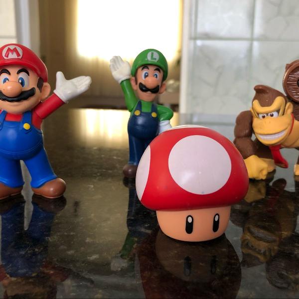 boneco mário Bros