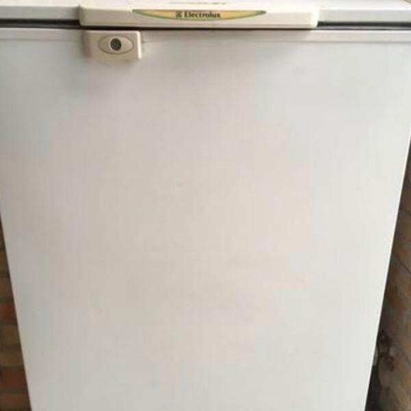 freezer/cooler electrolux hi160