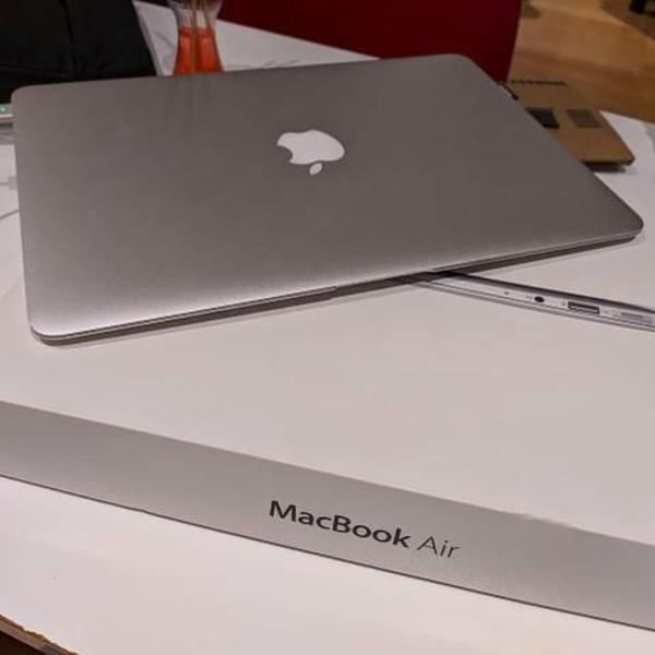 macbook air 13 core i5 1.6ghz 4gb 256gb