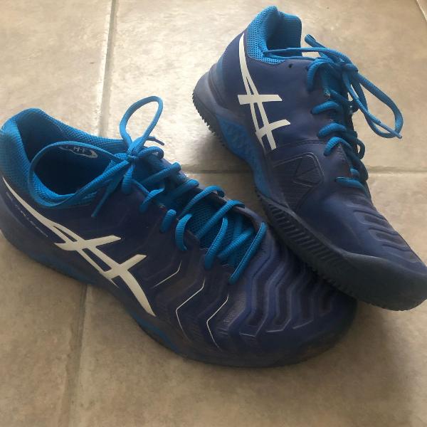 tênis asics