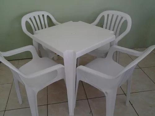 Conjunto 1 Mesa E 4 Cadeiras De Plástico Poltronas Goyana
