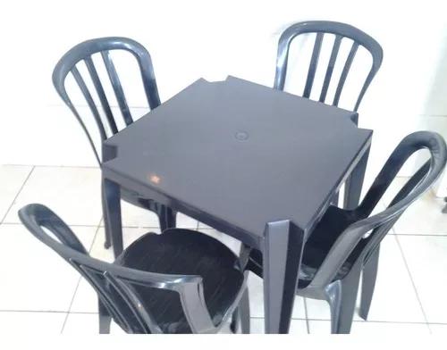 Mesas E Cadeiras De Plastico Colorido Goyana 182 Kilos