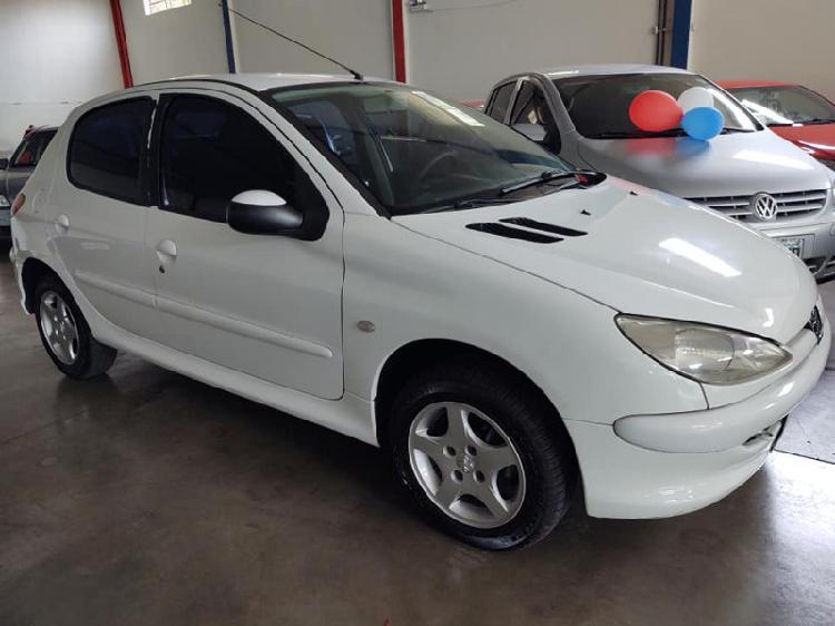 PEUGEOT 206 2006 COM AR CONDICIONADO