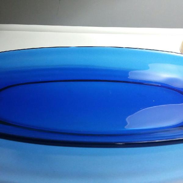 Prato de vidro temperado na cor azul