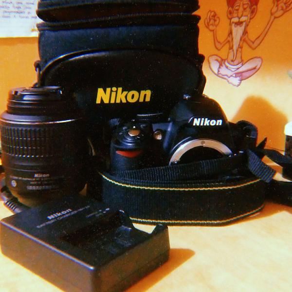 câmera nikon d3100