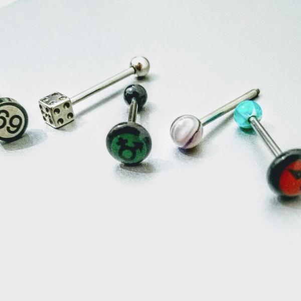 combo c/ 5 piercings de língua