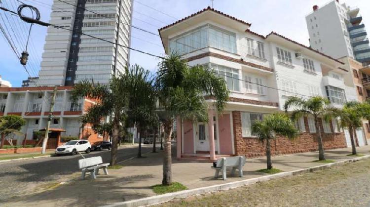 Apartamento 3 dormitórios no La Cigale