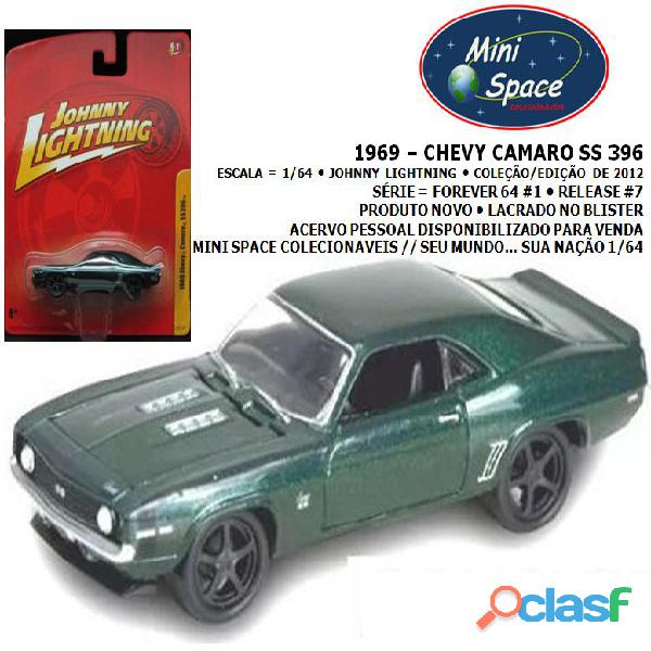 Johnny Lightning 1969 Chevy Camaro SS 396 verde 1/64