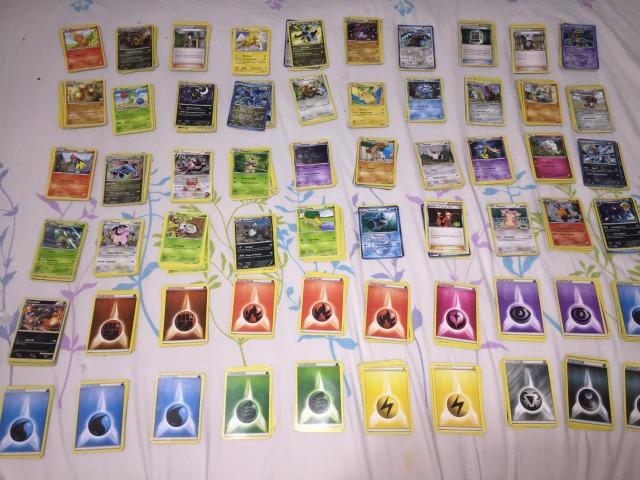 Lote com 100 Cards Pokémon - Tenho mais de 500