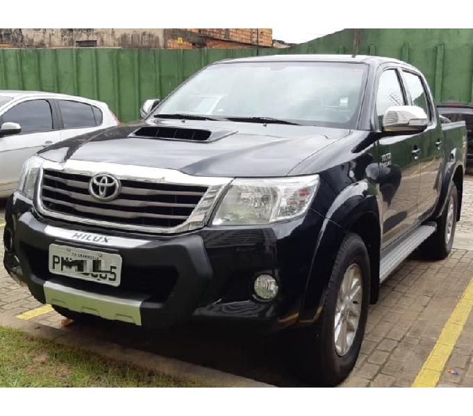 TOYOTA HILUX SRV 3.0 DIESEL, AUTOMÁTICA 2015