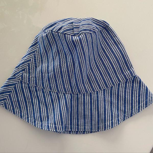 chapéu listrado azul tip top