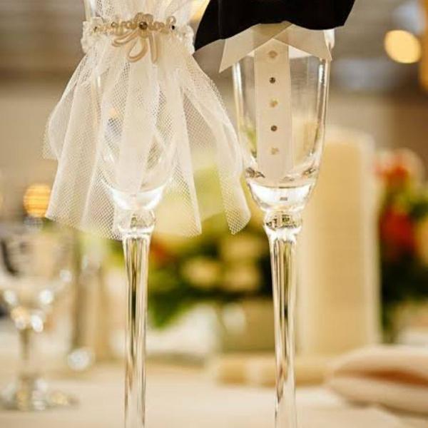 decoração bride &amp; groom para taças