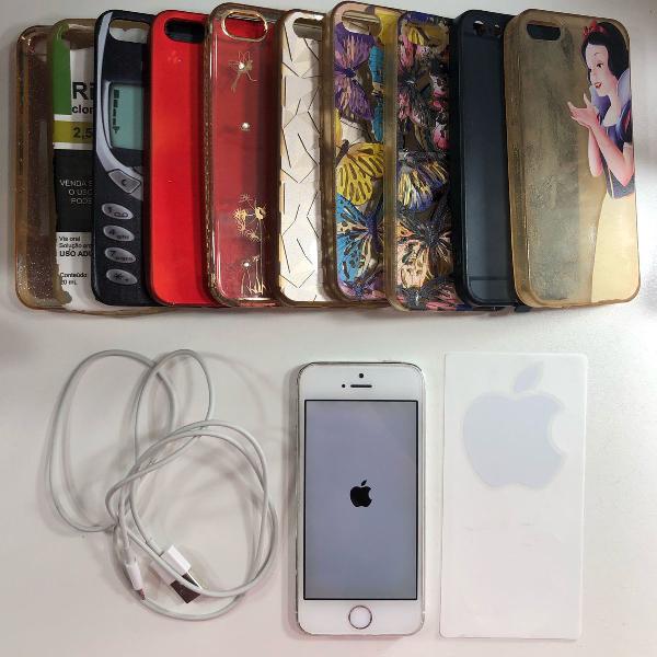 iphone 5s + 10 capinhas + cabo usb lightning + adesivo apple