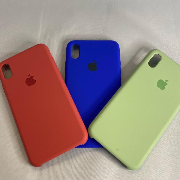 kit de cases para iphone xs max. vermelha, verde e azul bic.