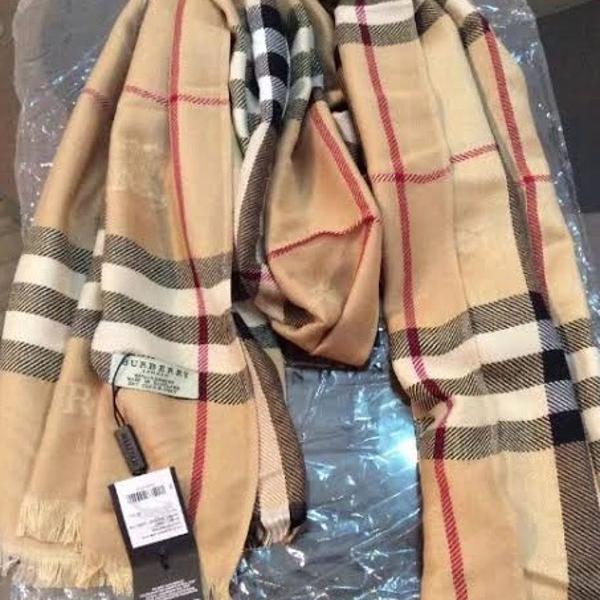 pashminas burberry novo