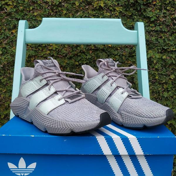 Adidas Prophere na caixa