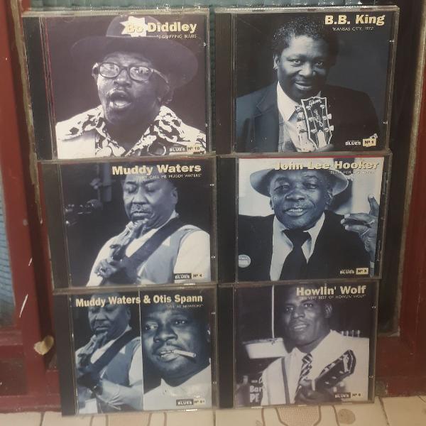 CDs Coleção Mestres do Blues Robert Johnson/Howlin