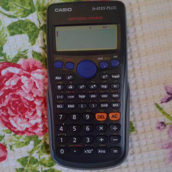 Calculadora Científica Casio fx-82ES Plus