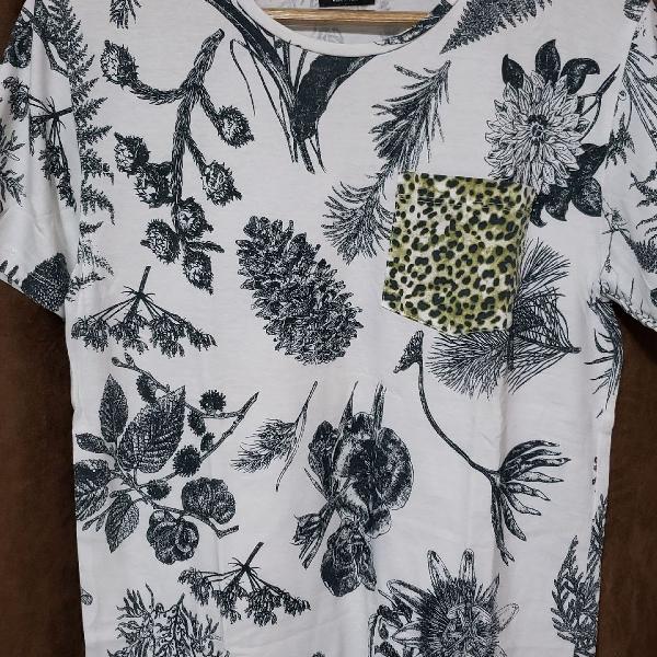 Camiseta Floral Zara