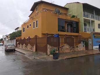 Casa com 6 quartos à venda no bairro Riacho Fundo I, 240m²