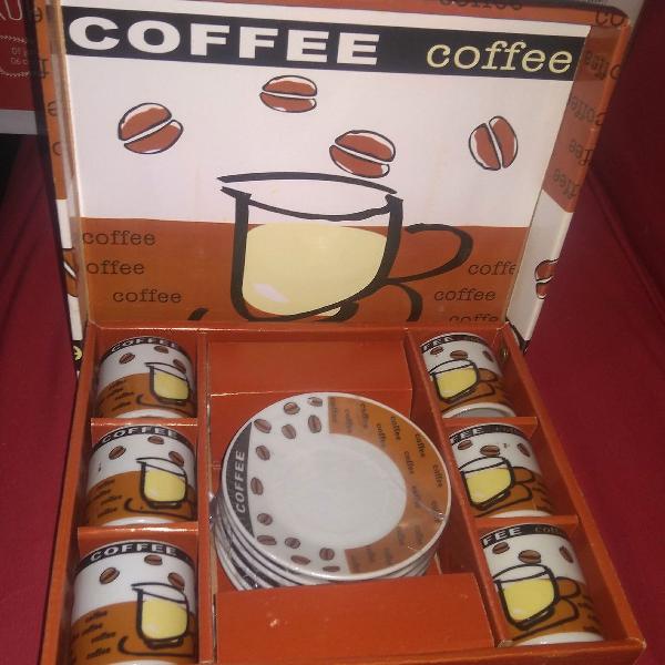 Conjunto de Xícaras Decoração Pires Café