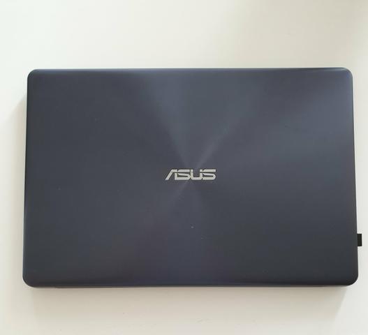 Vendo Notebook Asus Vivobook 15'6/i5