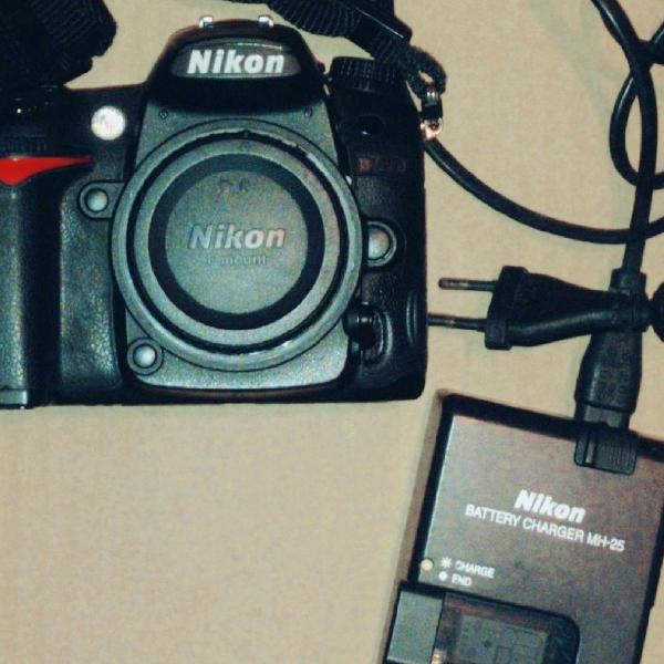 camera nikon d7000 carregador e rádio flash