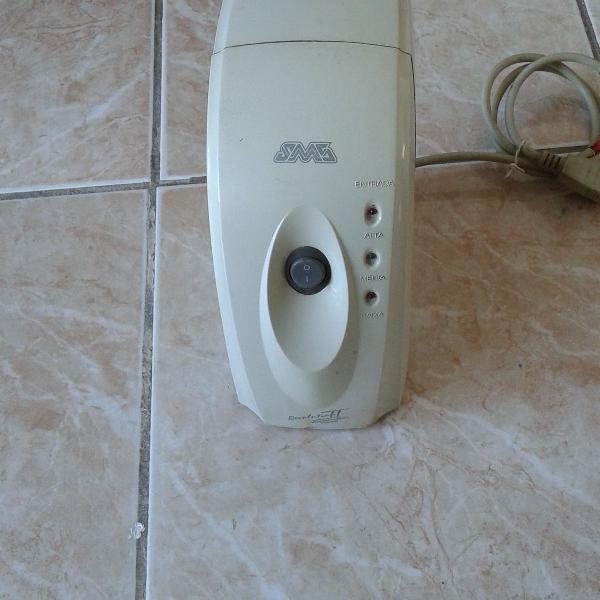 estabilizador sms revolution iii l 300va 110v tomadas antiga