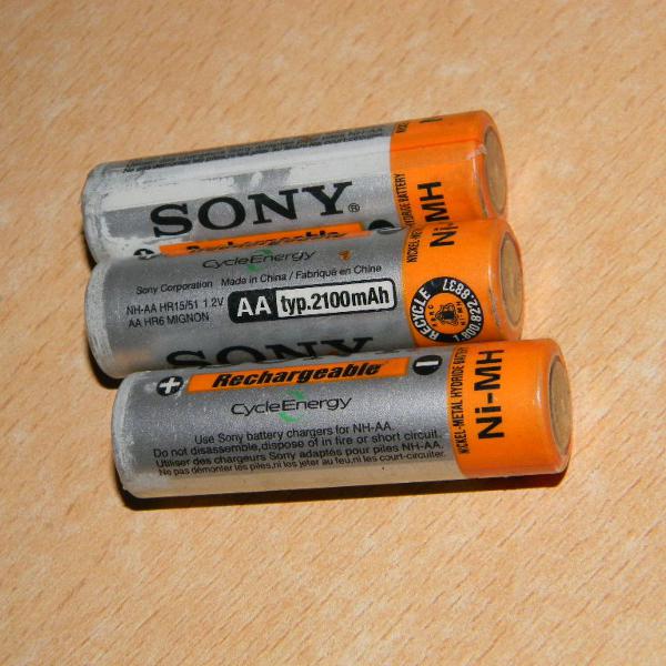 pilhas recarregáveis AA Sony