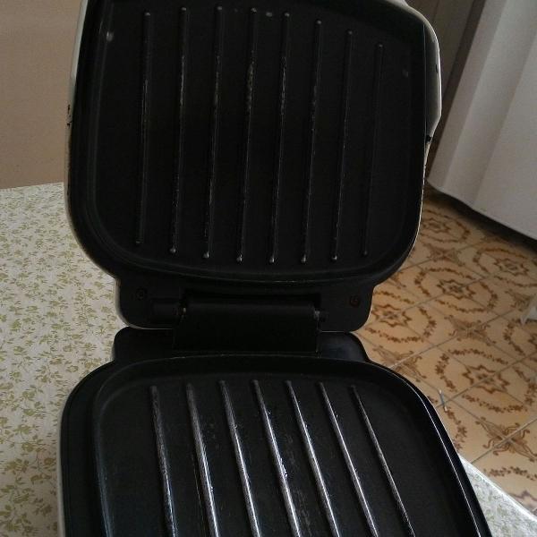 timo sanduicheira grill