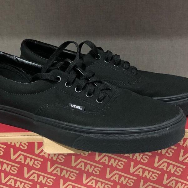 tênis vans era black super novo!