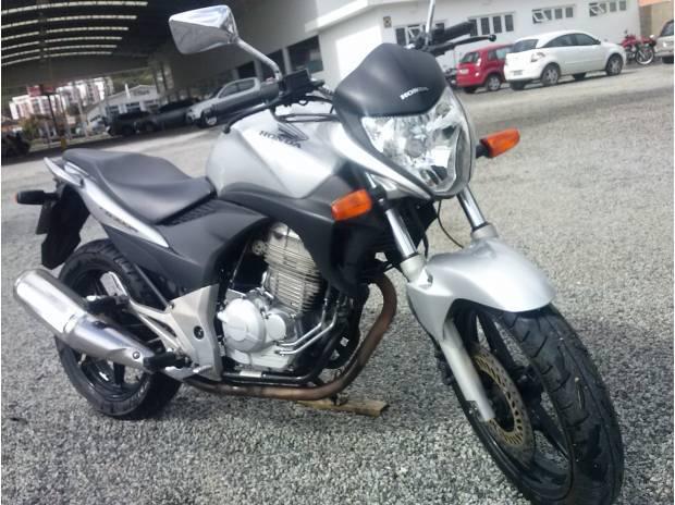 CB300R repasse