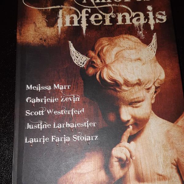 Livro "Amores infernais"