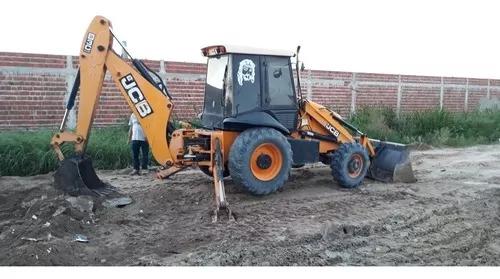 Locação De Máquinas Retroescavadeiras, Mini Carregadeira