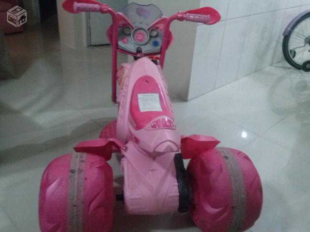 MOTO ELÉTRICA INFANTIL DA BARBIE