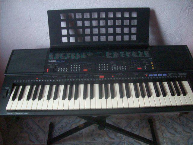 TECLADO PROFISSIONAL YAMAHA PRS 500 NOVO