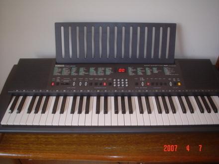 Teclado yamaha Psr 200