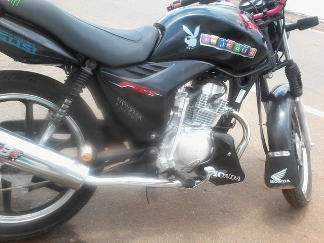 Vendo moto Fã 125