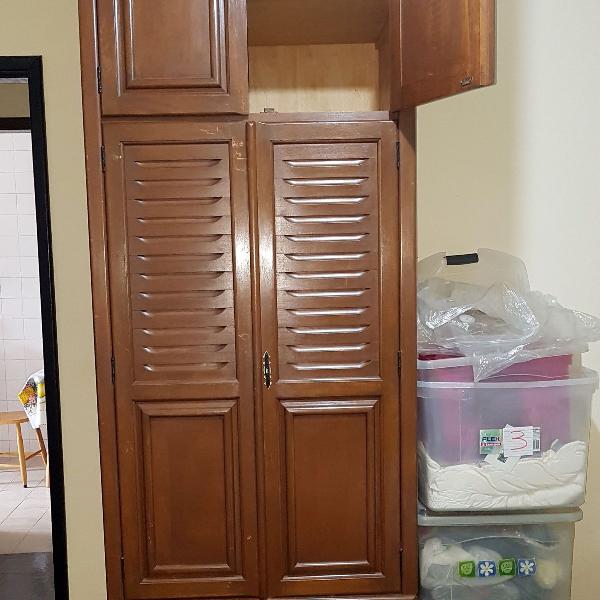 armário guarda-roupa 2 portas madeira cedro retirada em