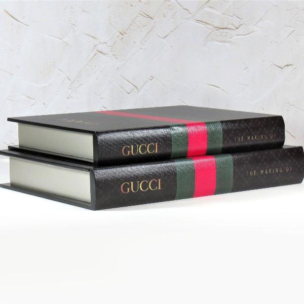 conj 2 livros caixa decorativo estampa gucci preto moda luxo